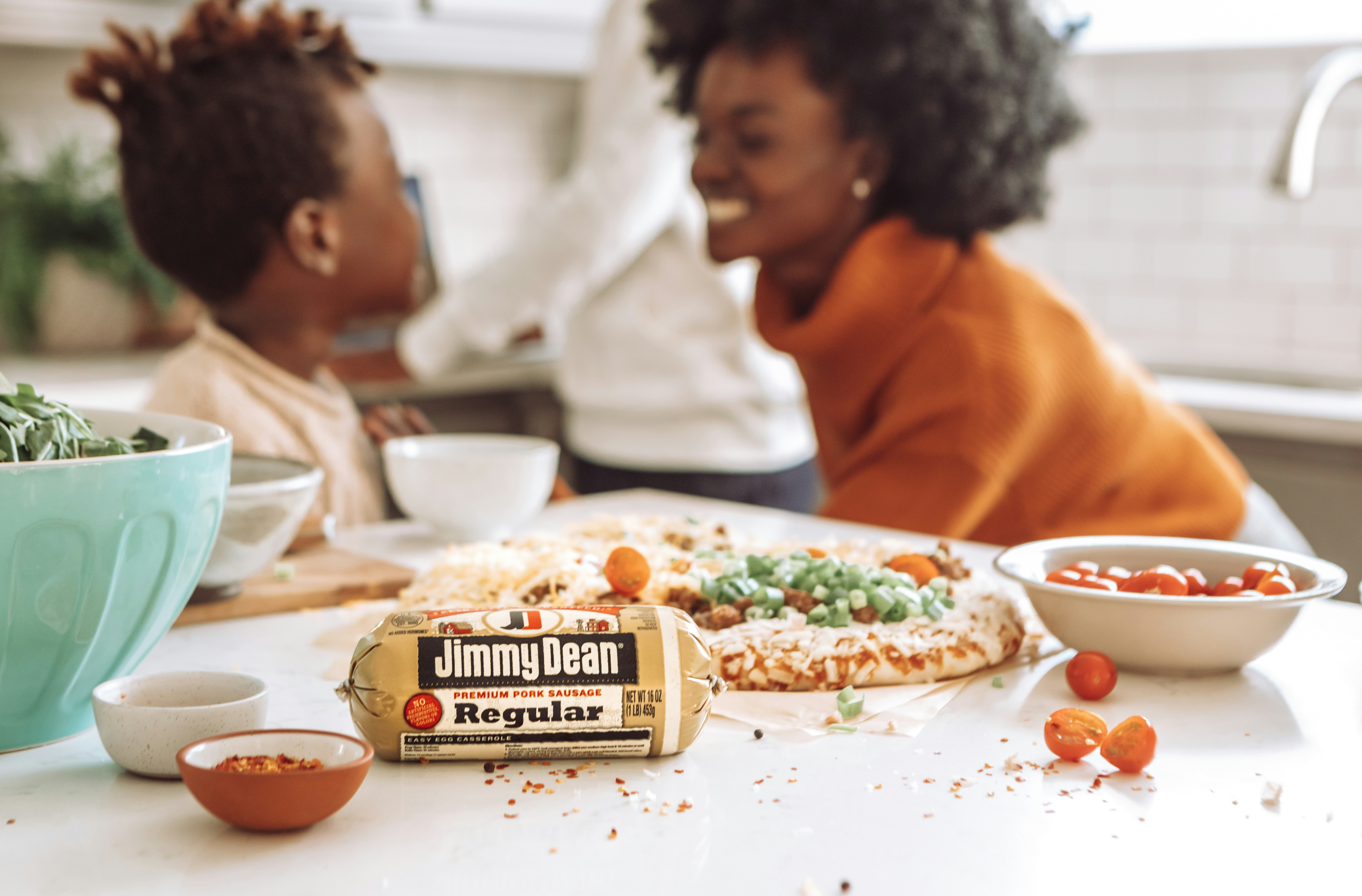 Chuck E. Cheese - Family Play & Pizza Package